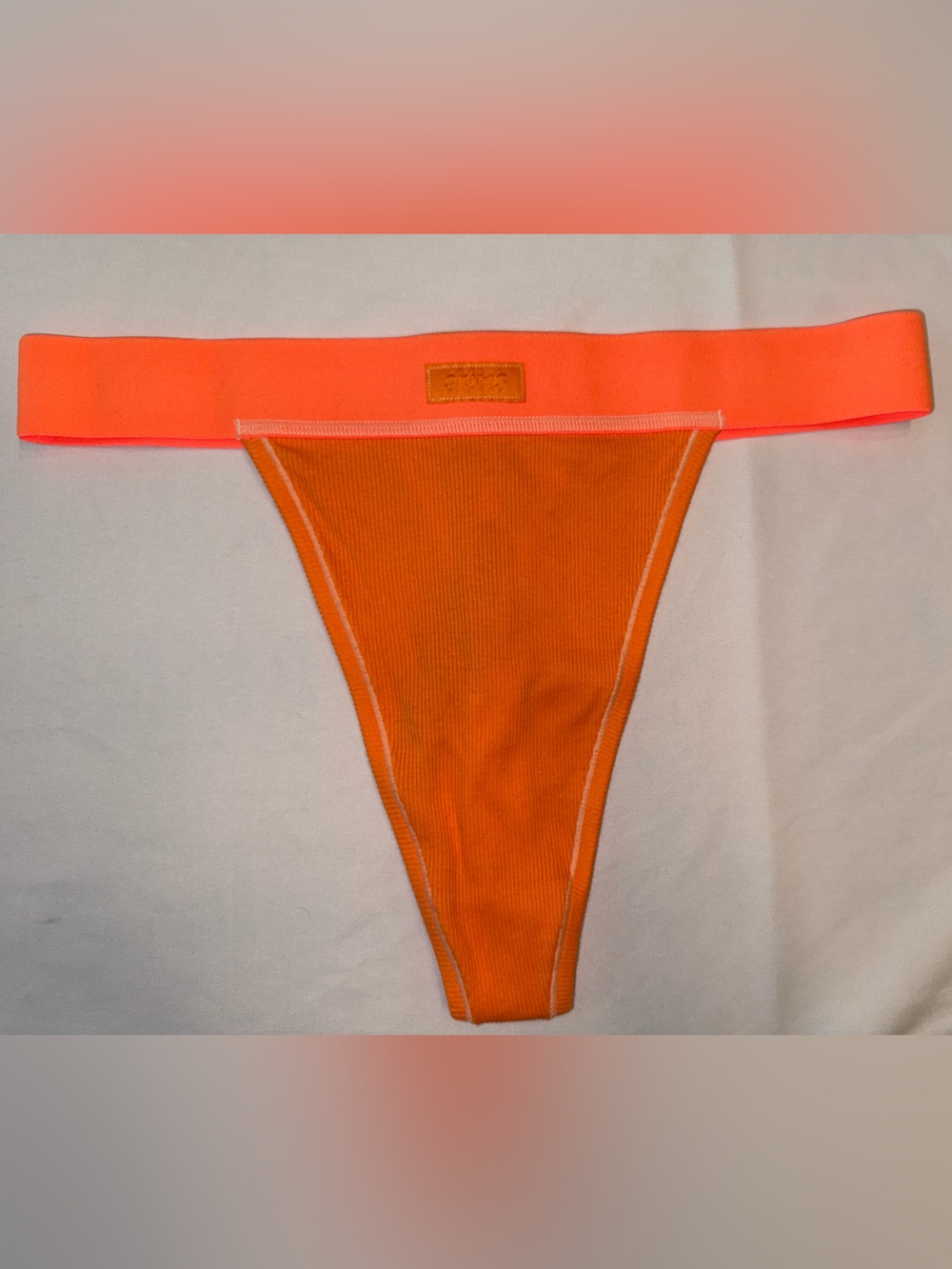 SKIMS Cotton Rib Mid-Rise Thong NWT - Picture 2 of 6